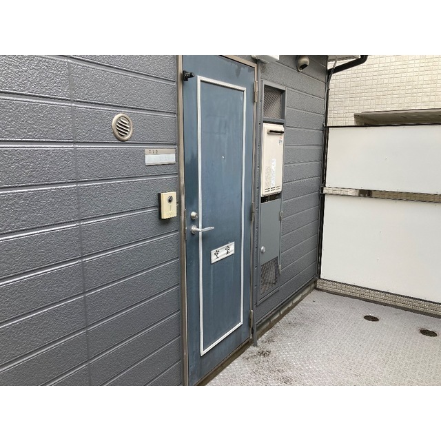 オリーブ213号室 玄関