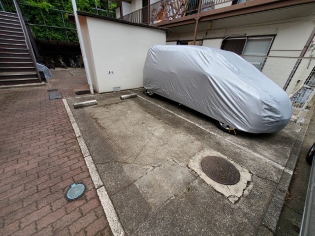 マンション雅清0202号室 駐車場
