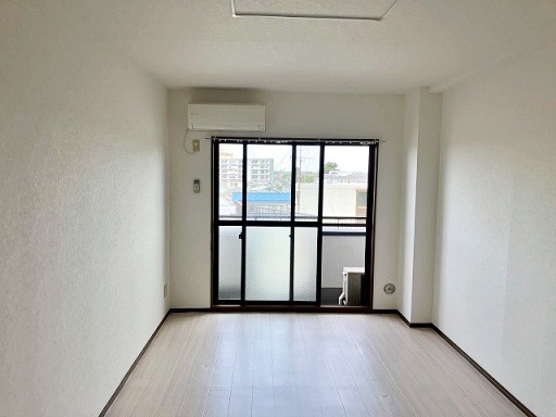 STROM　WESTEN 別部屋参考写真です