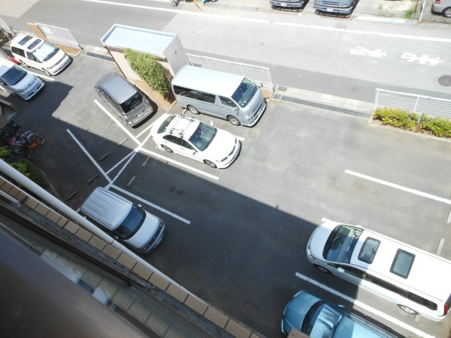 センターコート 駐車場