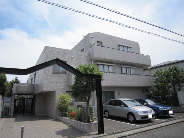 ＳＨ　ＭＡＮＳＩＯＮ本鵠沼 駐車場空きあります。