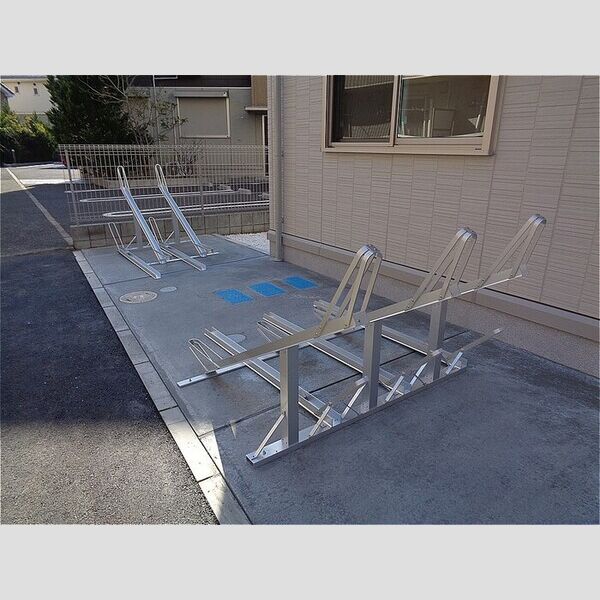 ソレイユⅢ 駐輪場