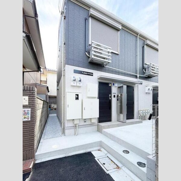 アヴァンス北小岩 エントランス