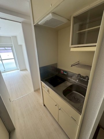ソレイユ相模原406号室 キッチン