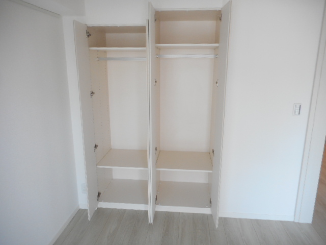 エムフラット秋葉原 収納