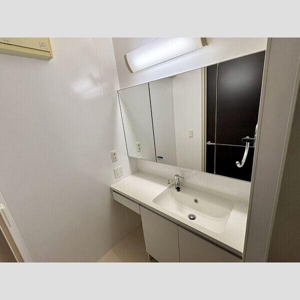 サンボナール 洗面所