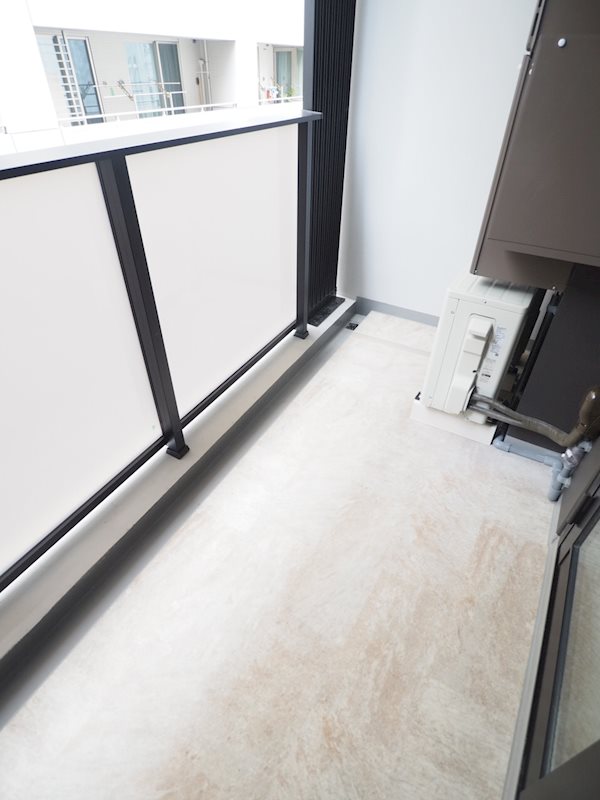 クロスレジデンス日本橋本町8階 バルコニー