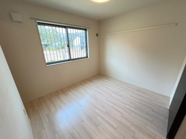 ＧＲＥＥＮ　ＳＯＲＲＥＬ　Ⅱ（グリーン　ソレル　ツー） 洋室