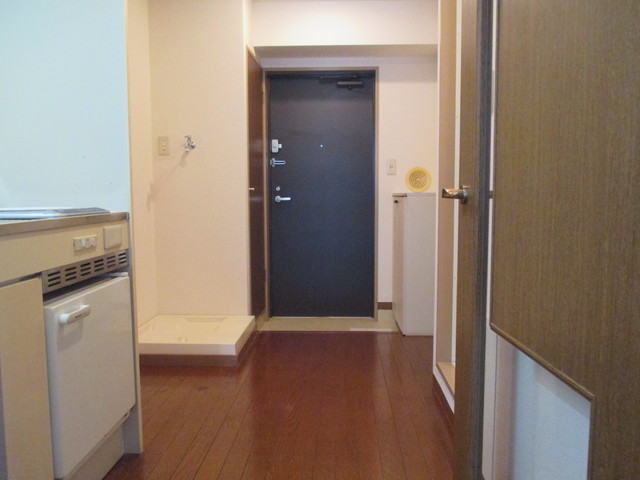 リヴェール湘南0703号室 玄関