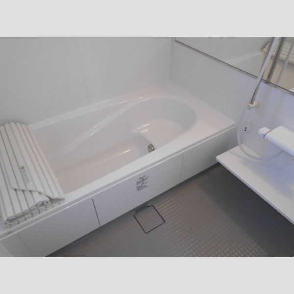 アゼリア松戸211号室 ユニットバス