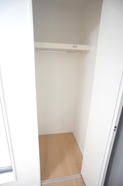 ラウレア千葉中央0102号室 クローゼットタイプ