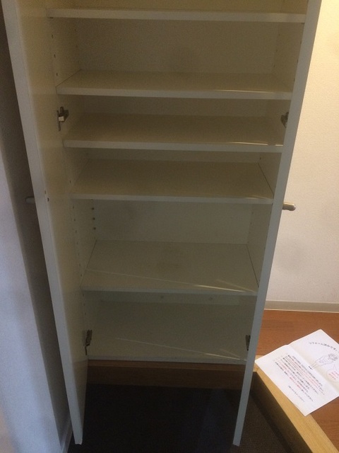 ルナクレスト１ 下駄箱