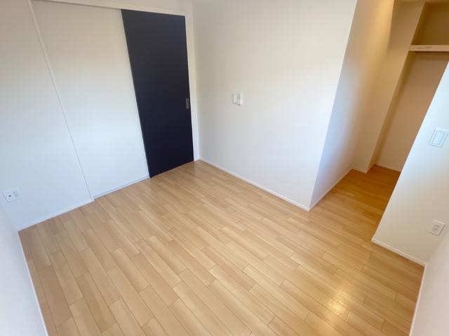 サウザンドリーフ201号室 室内