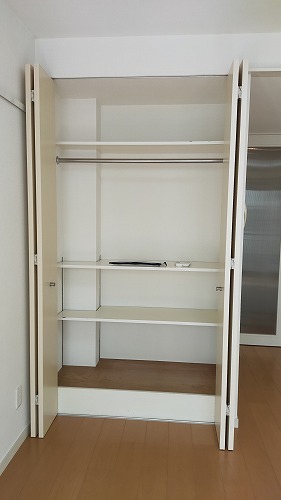 ラグジュアリーアパートメント森下 収納