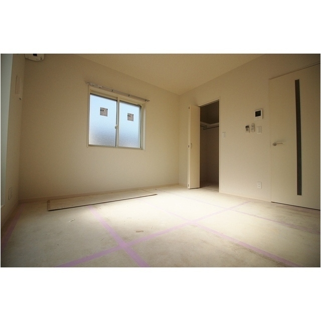 アムール本行徳201号室 内観