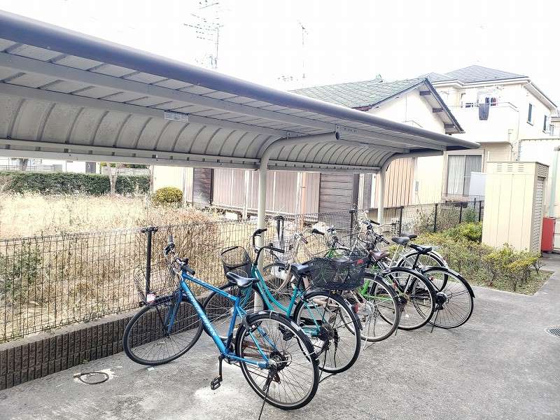 レオパレス第二吉兵衛ハウス205号室 家具家電付き