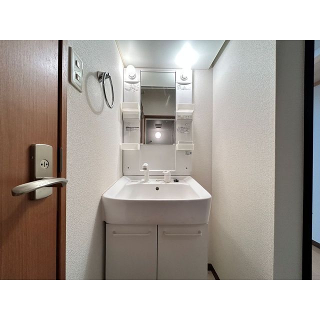 ラ･プラウド 独立洗面台