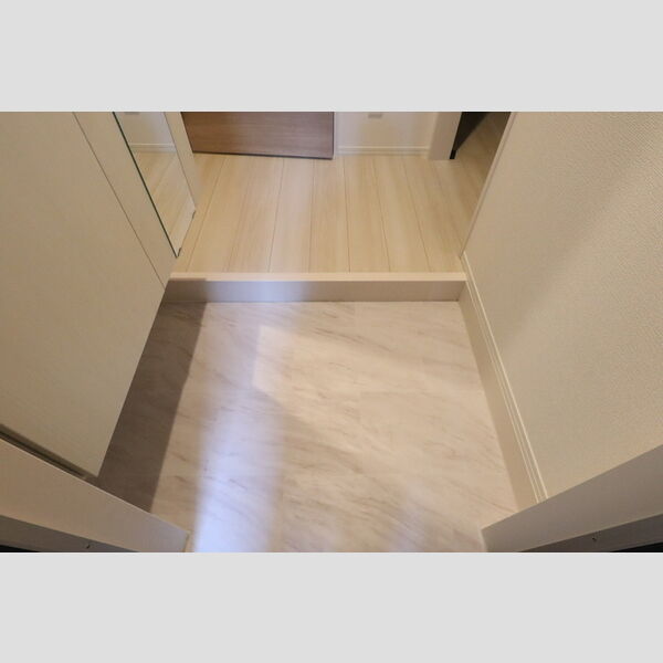 パセオコーワⅡ102号室 102号室　玄関