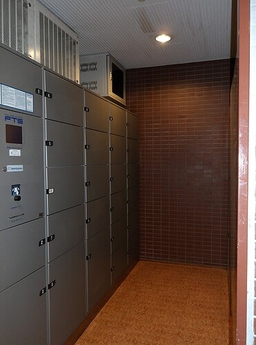 ライオンズマンション千葉グランドタワー7階 宅配ボックス　※2025年12月の写真