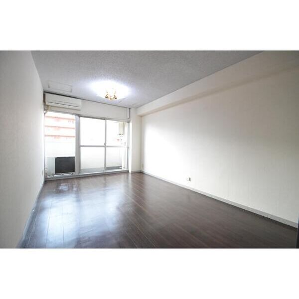 シャトレ市ヶ谷1108号室 リビング