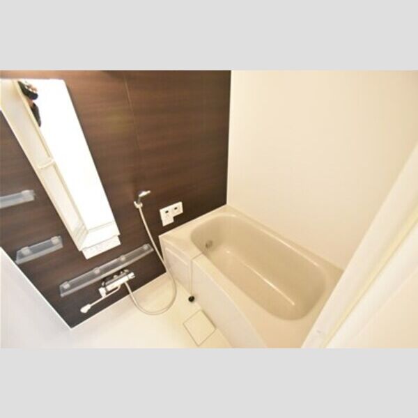 マ　メゾン　クラミ バス