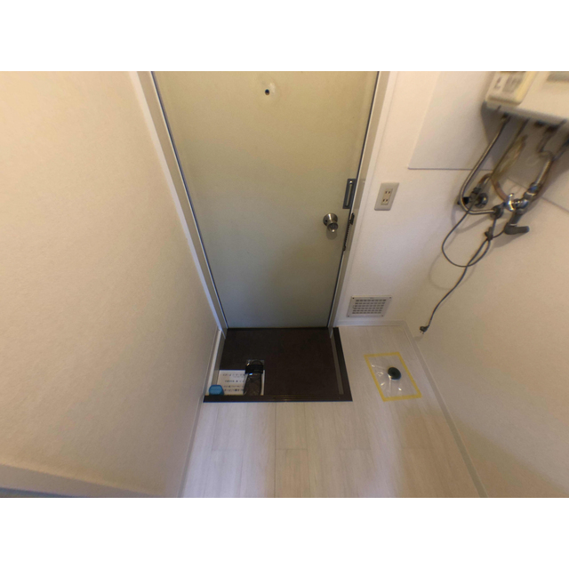 キャピタル八柱101号室 玄関