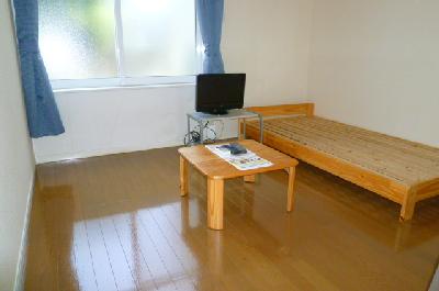 レオパレスコージーコート 外観