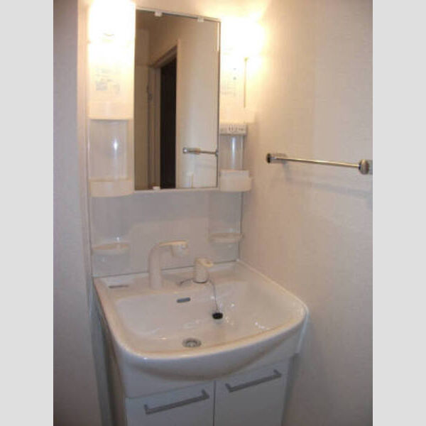 ファミール緑町 洗面所:ファミール緑町202