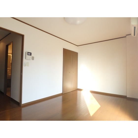 アンプルールフェールアミーⅠ リビング