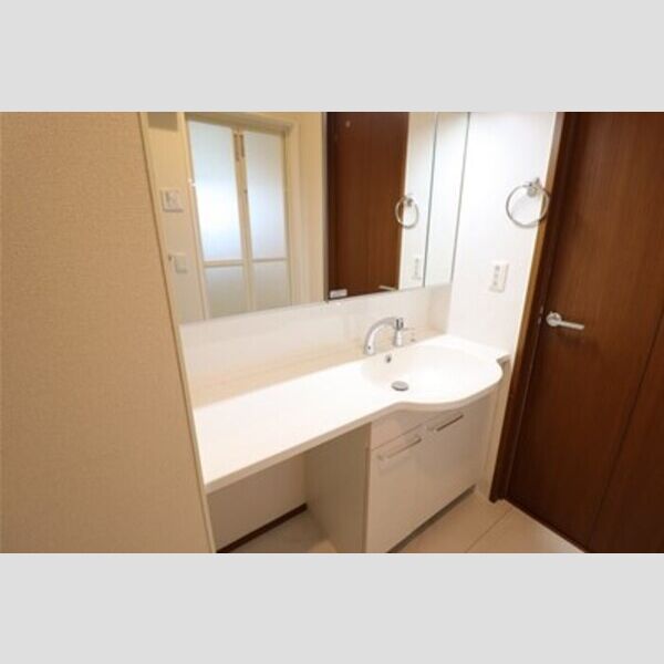 デュオラピッツ　B 洗髪洗面化粧台