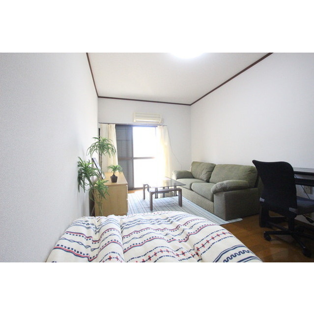 ムツミハイツ 勉強机も置けるスペースです！