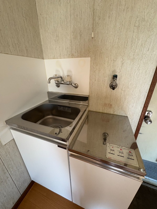 ニューヤングキャッスルB棟1階 キッチン