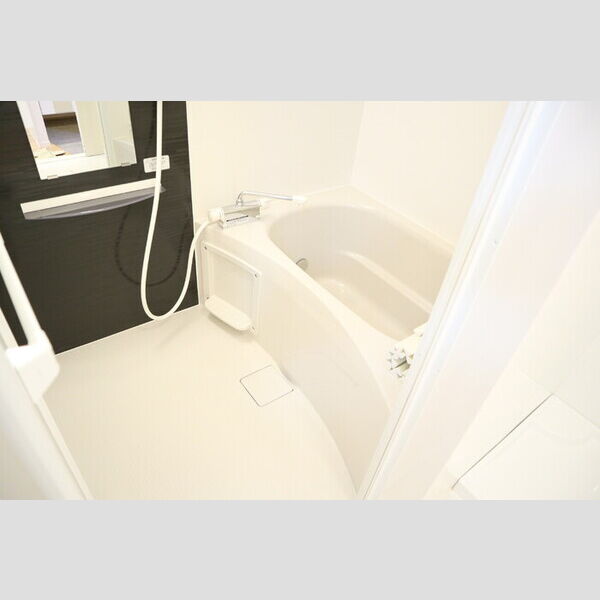 エルヴィータ303号室 ユニットバス