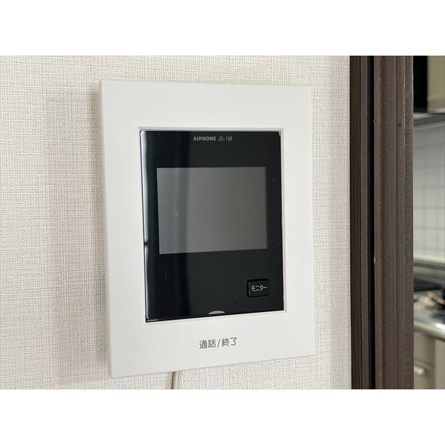 林コンパウンドB号室 モニター付インターホン