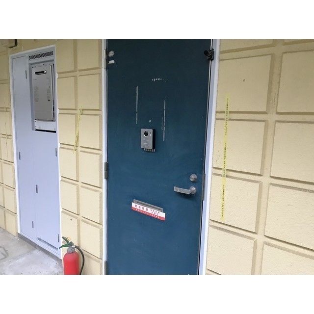 リエス伊勢原105号室 玄関