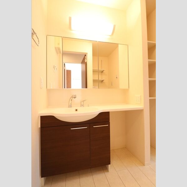 リーフハイツ 洗髪洗面化粧台