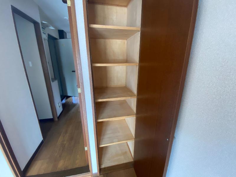 日神パレステージ西麻布5階 収納