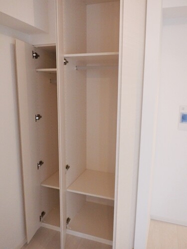 ＲＥＦＲＡＭＥ ５ Ｉｒｉｙａ7階 収納　※2022.10内覧会時同タイプ別部屋撮影