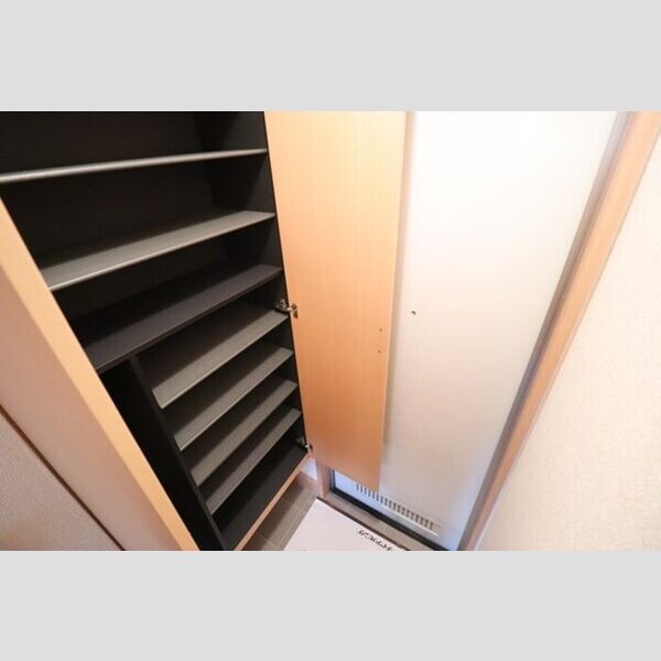 グランメール103号室 シューズボックス(トールタイプ)