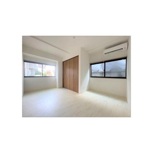 メゾンドフィナンシェ リビング