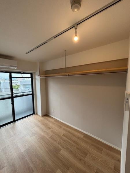 ＩＳＭ平塚5階 リビング