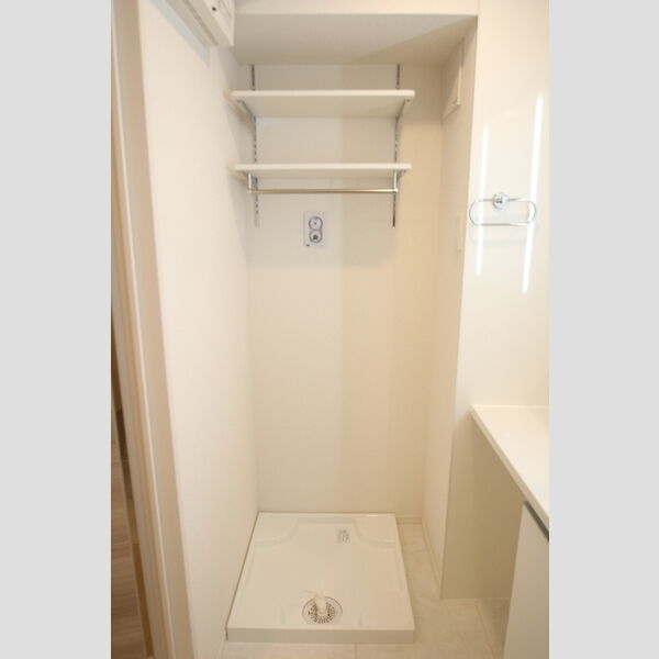 セレスティア扇Ⅱ201号室 洗面室