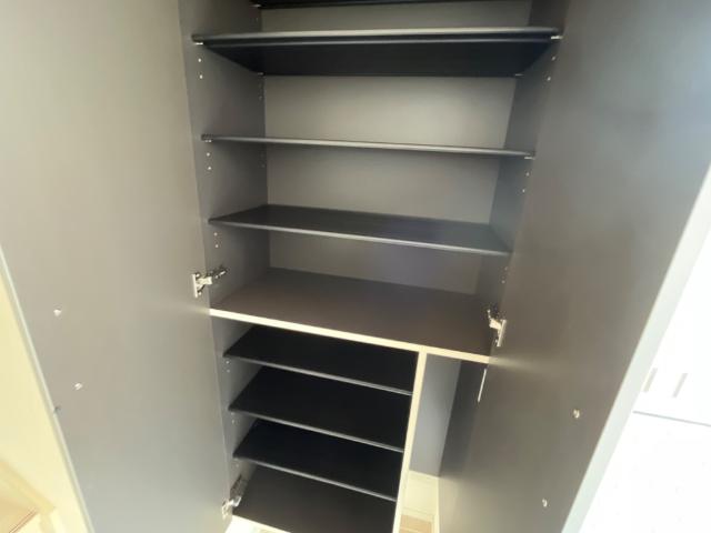 プリオーレおおたかの森203号室 下駄箱