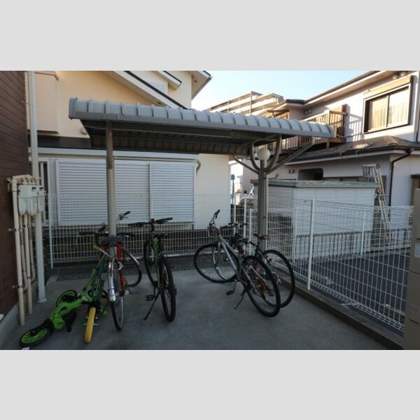 フェリーチェ　参番館 駐輪場