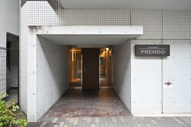 ARTESSIMO PRENDO6階 エントランス