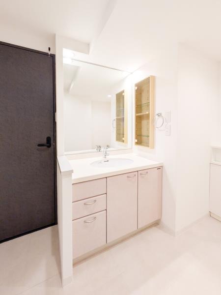 麹町レジデンス2階 洗面