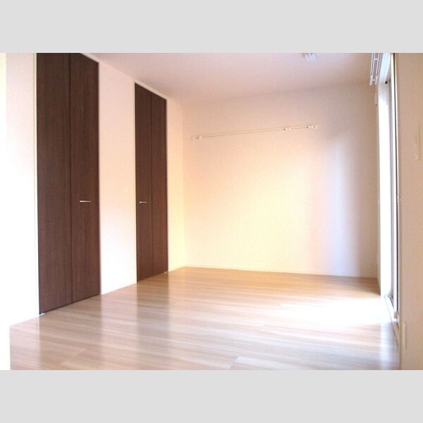 エクラシオール102号室 洋室