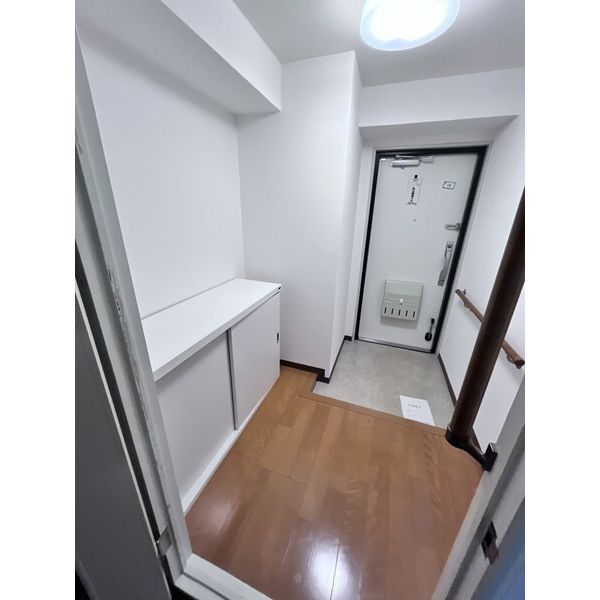 ニューライフ日本橋 玄関