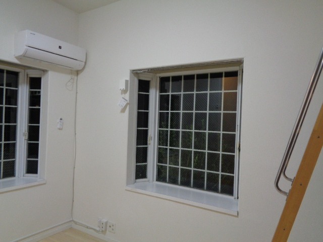 ローズアパート(Q-054D) リビング