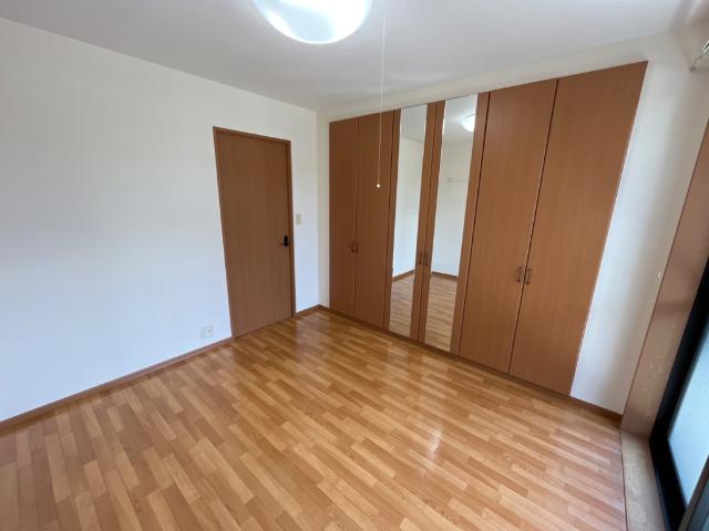 ピアリーハイム102号室 洋室